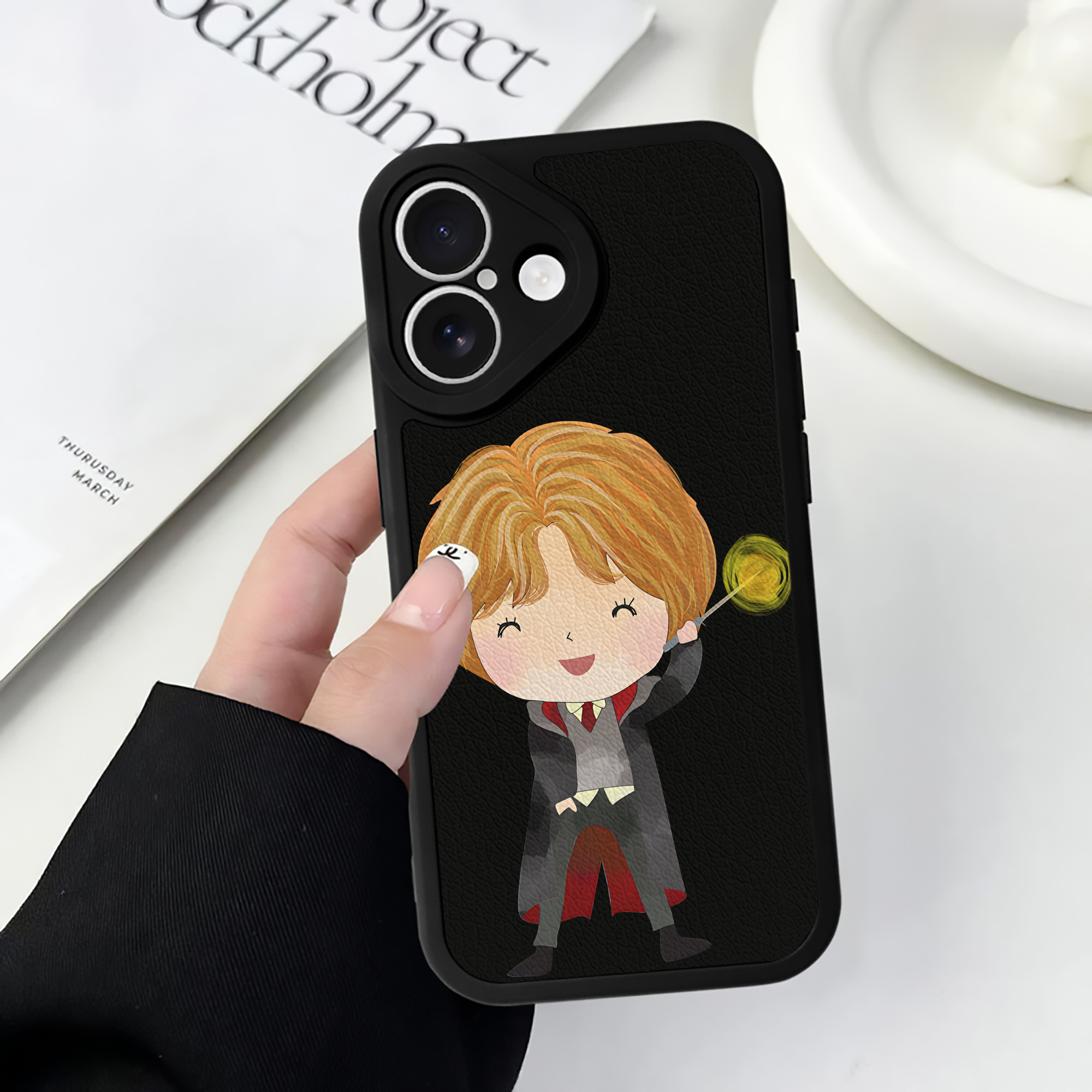 （画像用） Harry Potter ハリー・ポッターシリーズ 【iPhone 16シリーズ対応】シリコンスマホケース（レザー調） 材質：シリコン